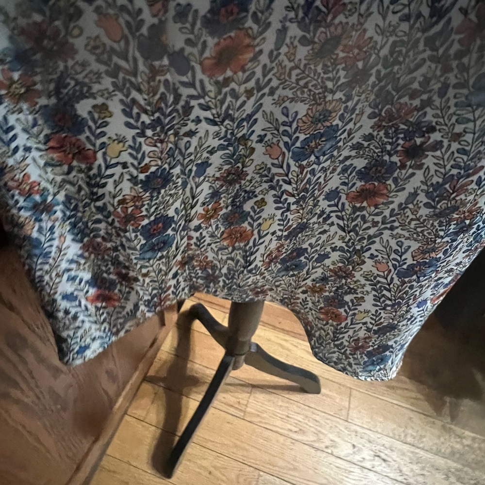 Rose & Olive Floral V-Neck Button Front Women’s Top in Cream Blue & Orange Print - Picture 5 of 10